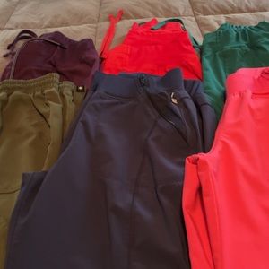 Gently used small petite off brand jogger scrub pants bundle.